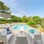 Hedone - Presqu'ile De Giens Piscine Vue