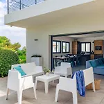 Hedone - Presqu'ile De Giens Piscine Vue