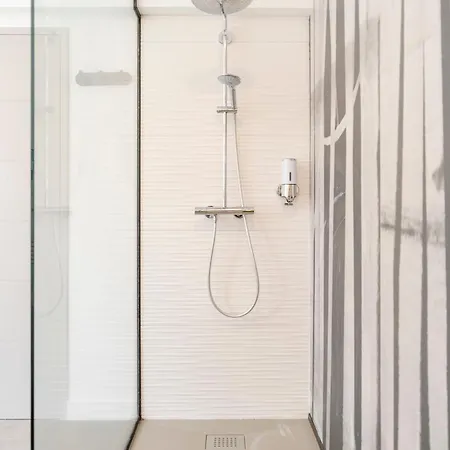 Hedone - Presqu'ile De Giens Piscine Vue