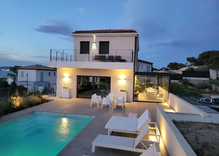 Hedone - Presqu'ile De Giens Piscine Vue