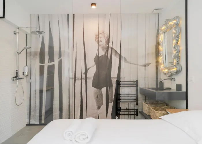 Hedone - Presqu'ile De Giens Piscine Vue *