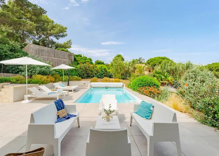 Hedone - Presqu'ile De Giens Piscine Vue